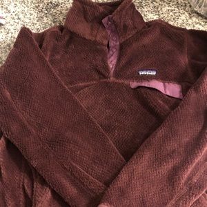Patagonia plum pullover